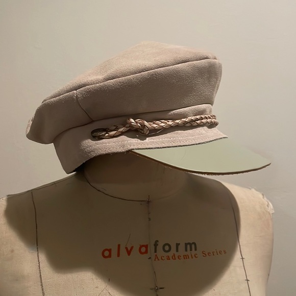 Brixton Suede Paper Boy Hat as seen on Kendall Jenner - Picture 2 of 5